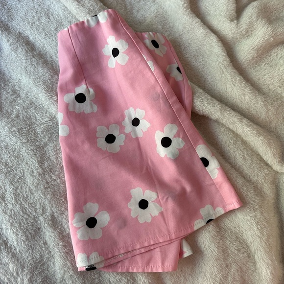 Princess Polly flower patterned mini skirt - Picture 3 of 3